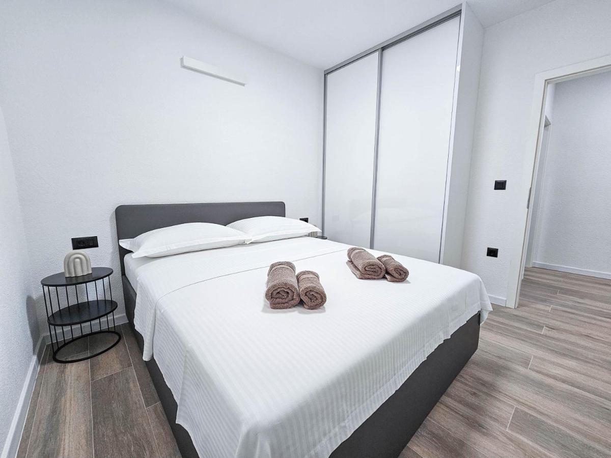 Apartments Avdic Makarska Kültér fotó